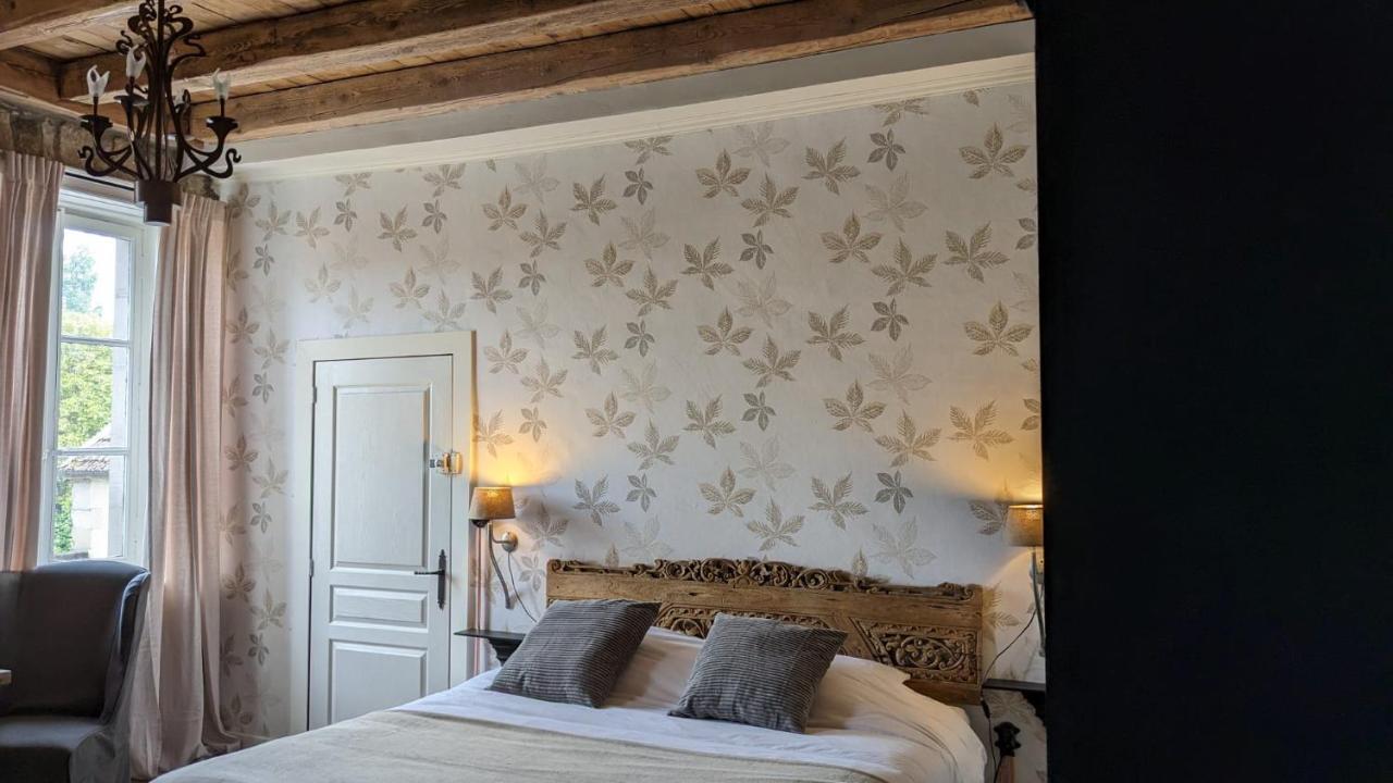 Manoir La Cerise Bed and Breakfast Fougerolles-Saint-Valbert Exterior foto